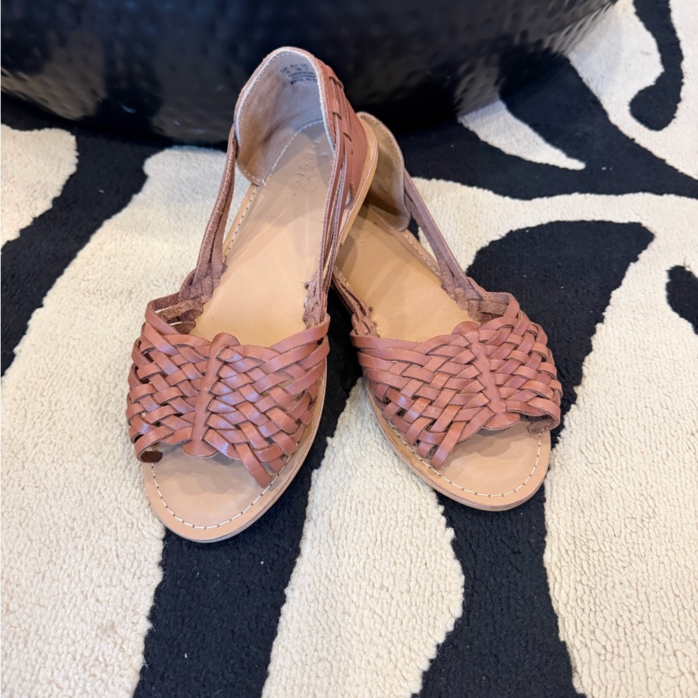 ASOS DESIGN Wide Fit Francis leather woven flat sandals in tan